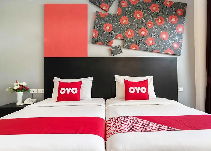 Oyo 792 Omsaga Phuket Hotel