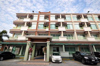 Hotel Oyo 792 Omsaga 3*