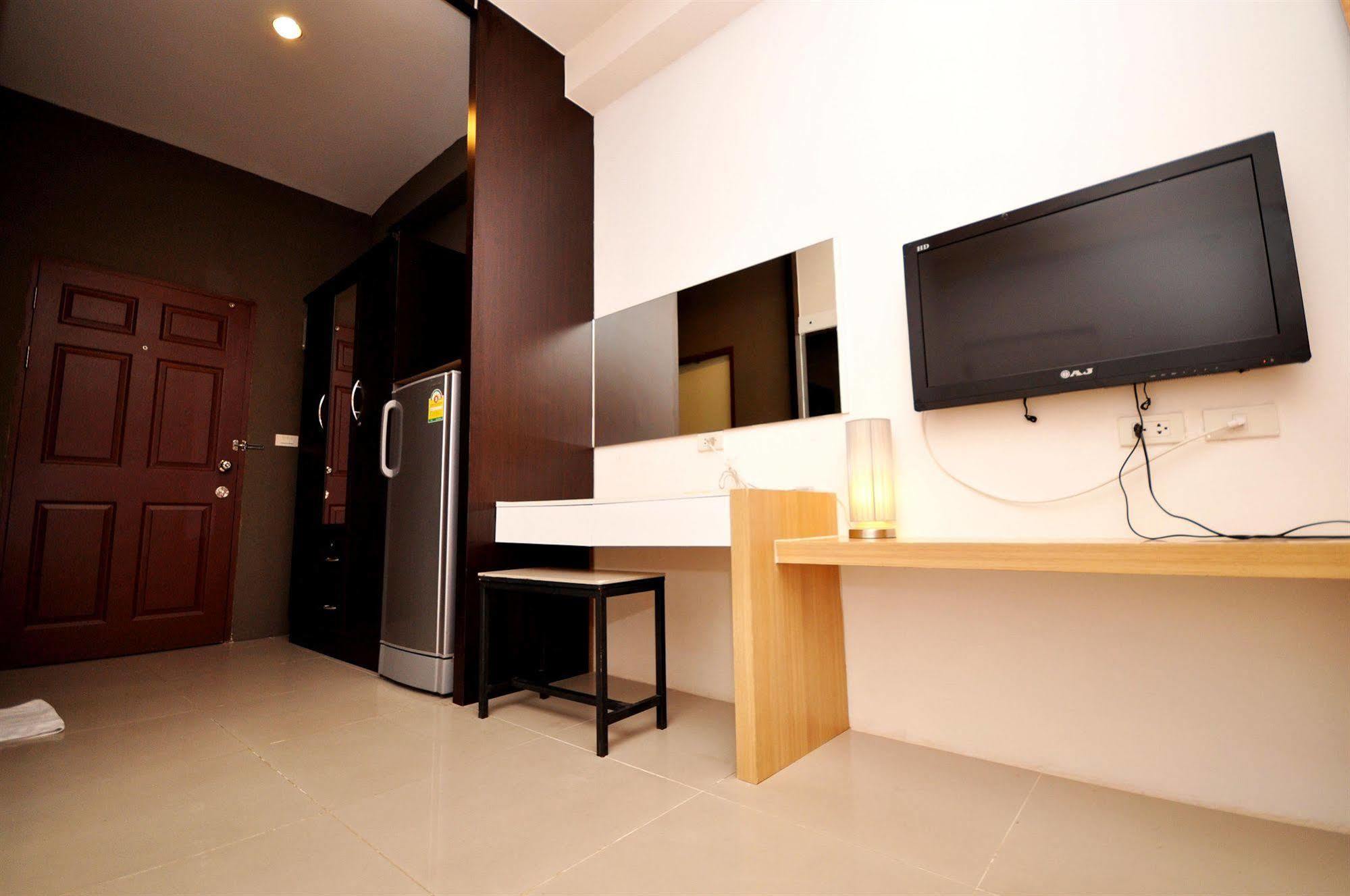 Hotel Oyo 792 Omsaga Phuket