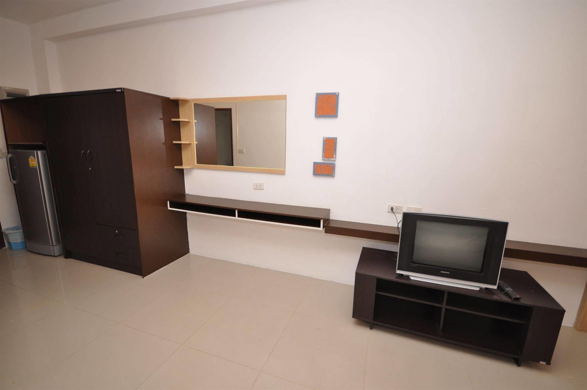 Oyo 792 Omsaga Hotel 3*