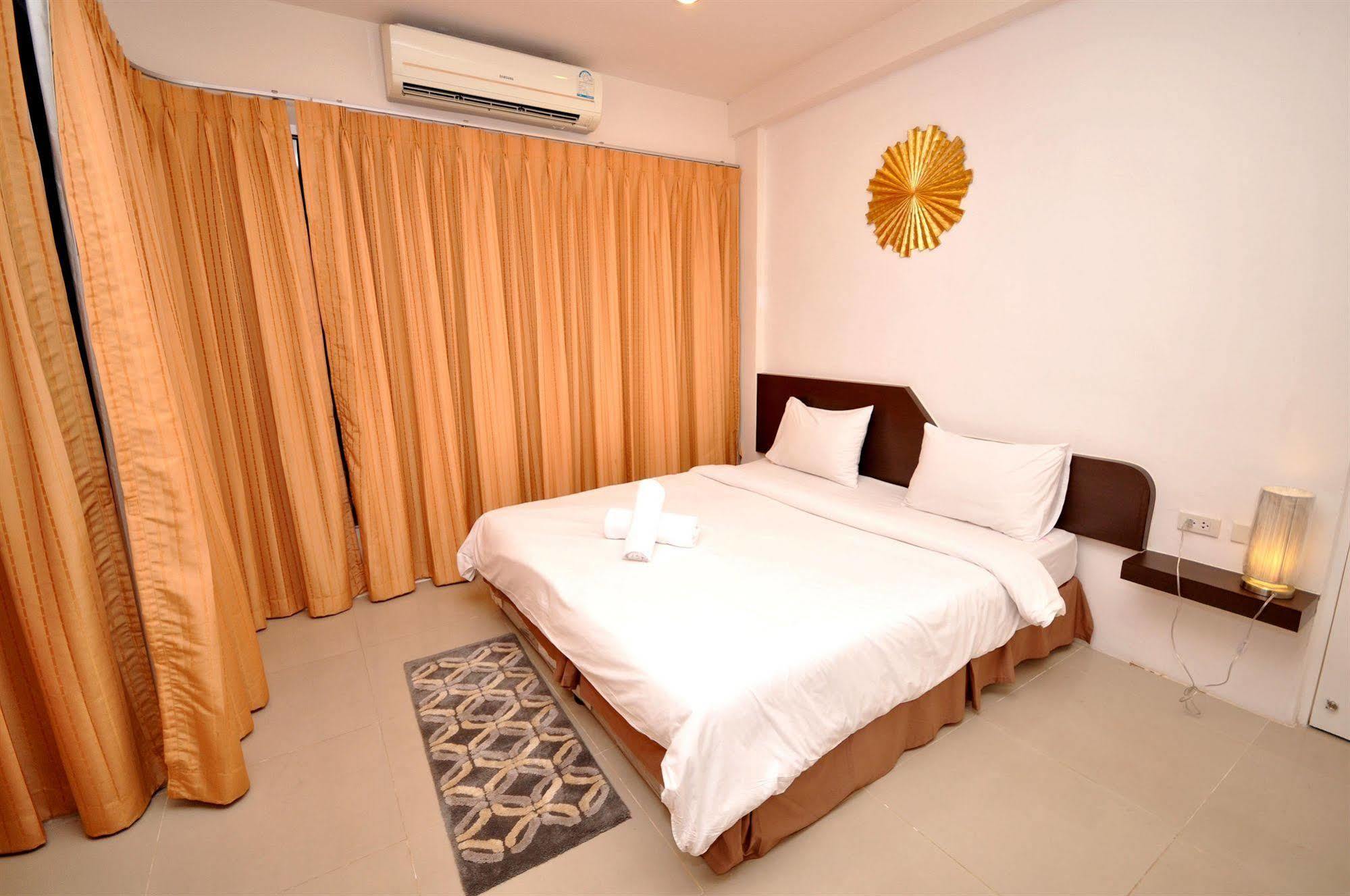 Hotel Oyo 792 Omsaga Phuket