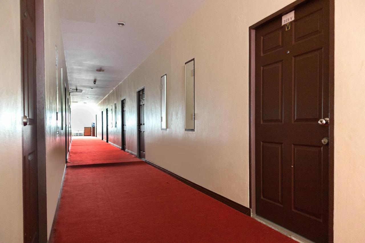 Oyo 792 Omsaga Hotel 3*